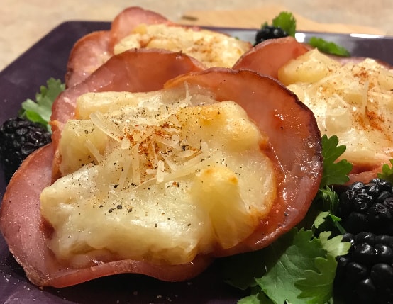 Crustless Canadian Bacon Pizza Cups Recipe