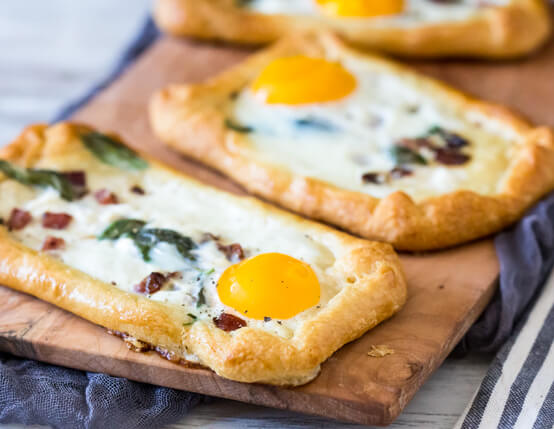 Goat Cheese and Bacon Breakfast Flatbreads