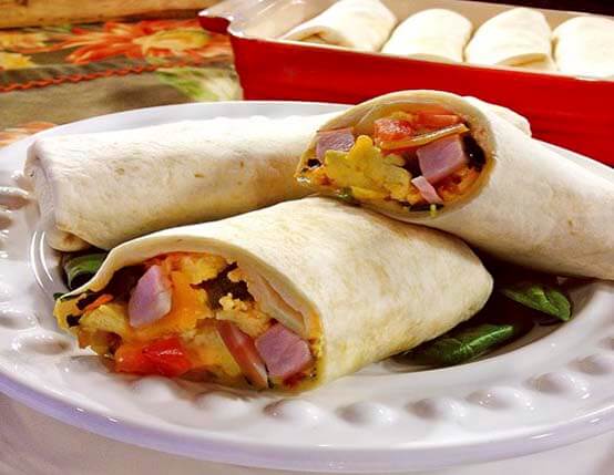 Southwest Breakfast Wraps with Canadian Bacon 