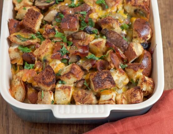 Recipe for Hot and Spicy Cheesebread Stuffing with Jones Bacon