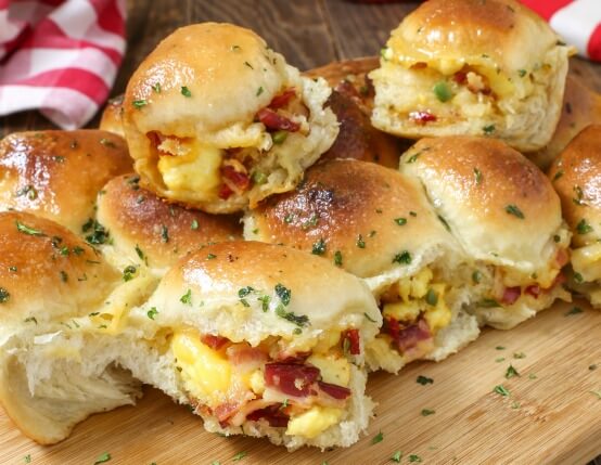 Cheesy Bacon and Egg Breakfast Bombs Recipe